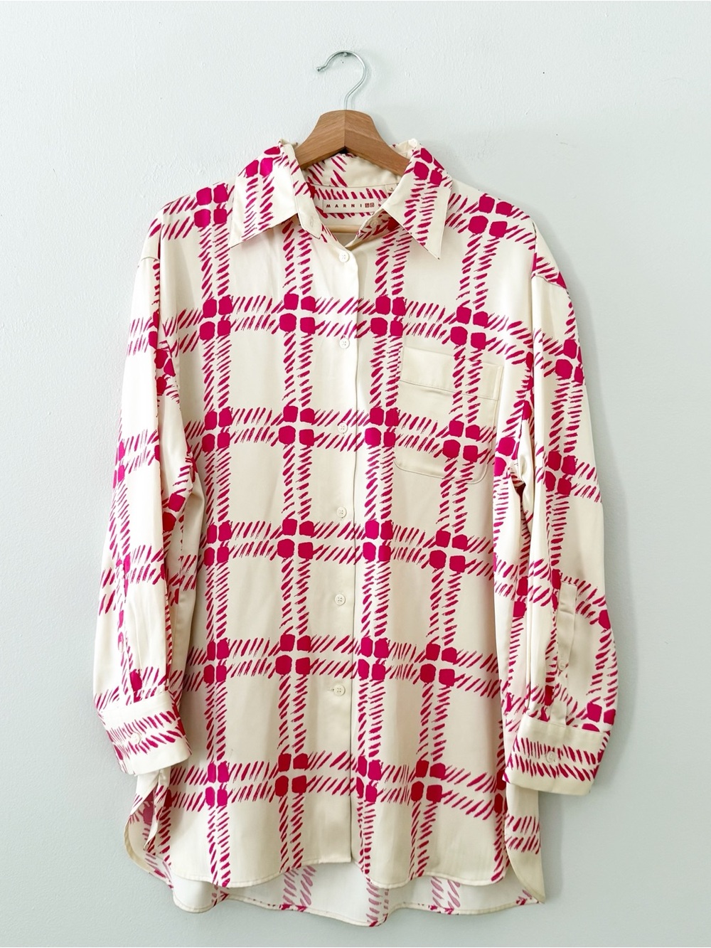 Marni Uniqlo Shirt Tunic Off White Pink Plaid Oversized Satin Button Up Small.
I
